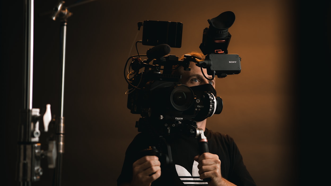 Real-Time Analytics for an OTT Platform's Viewers