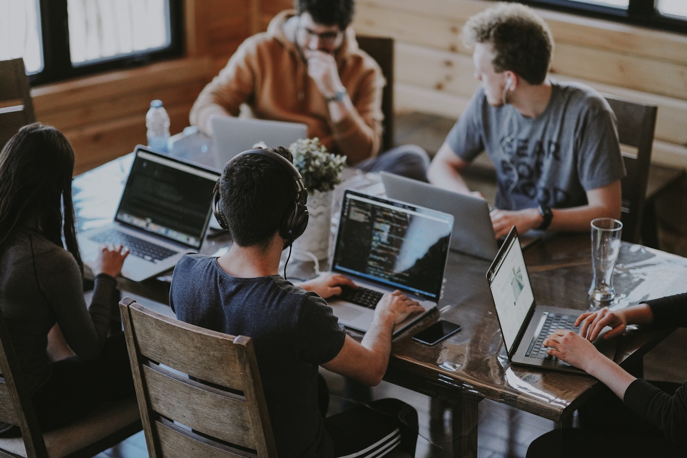 Ready-made software products from dab Inventive